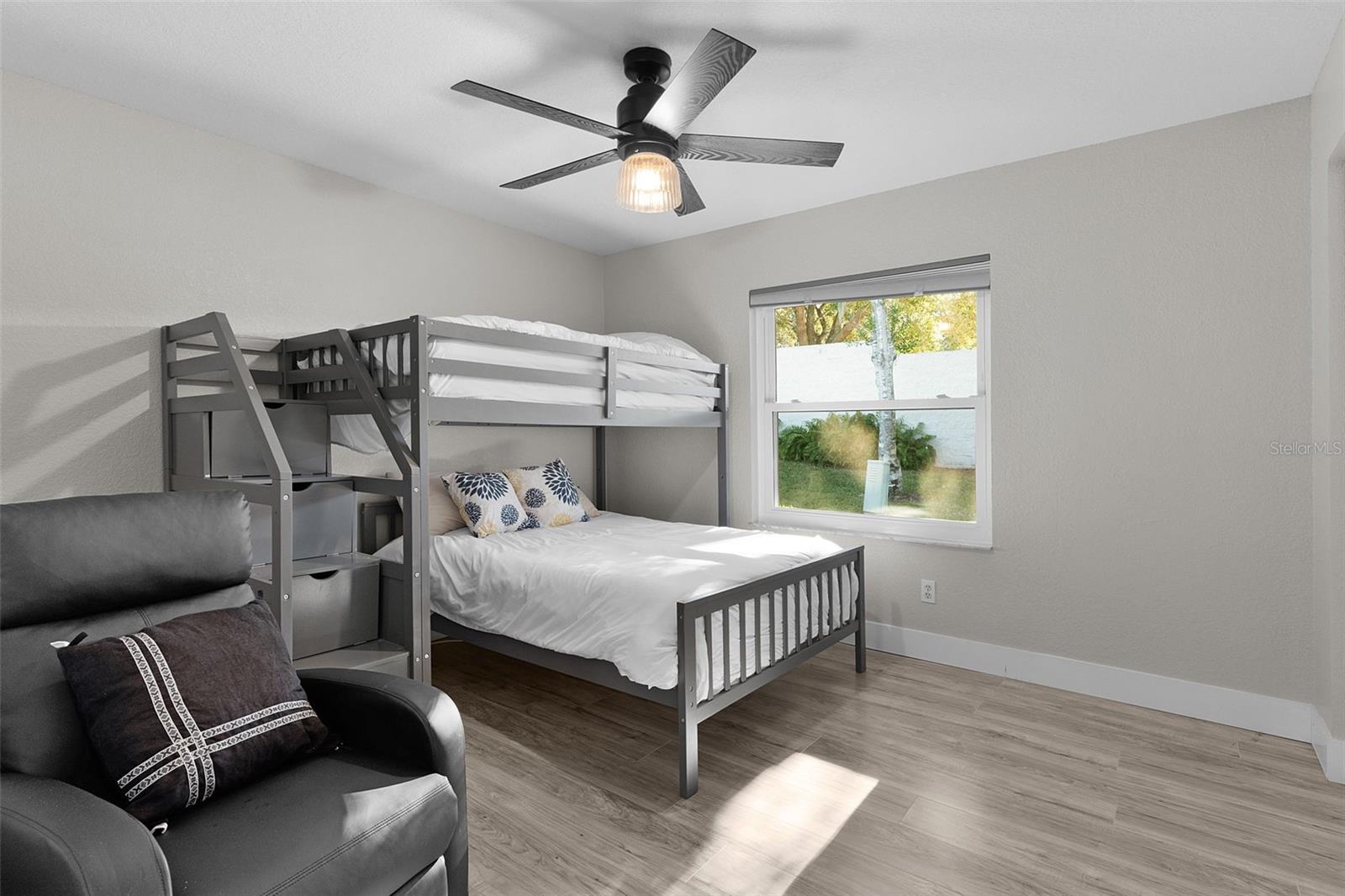 Image 30 of 43 For 17824 113th Terrace