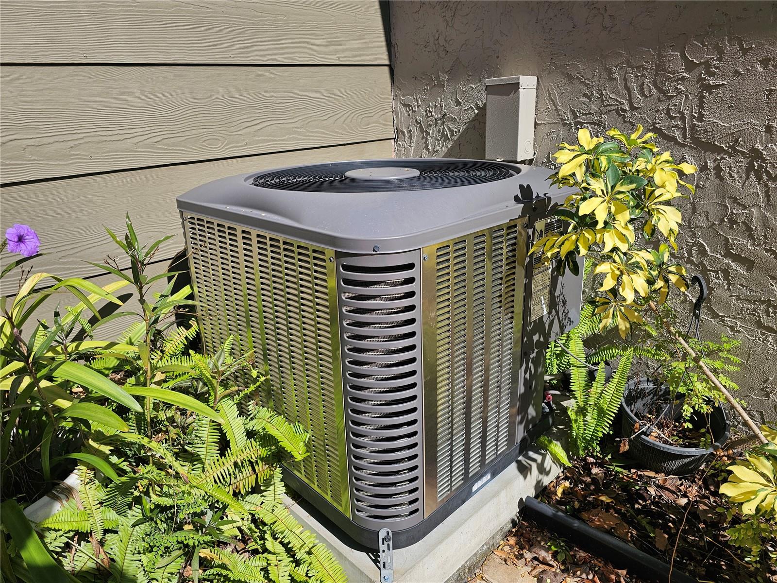 Image 6 of 7 For 1529 Carolwood Boulevard