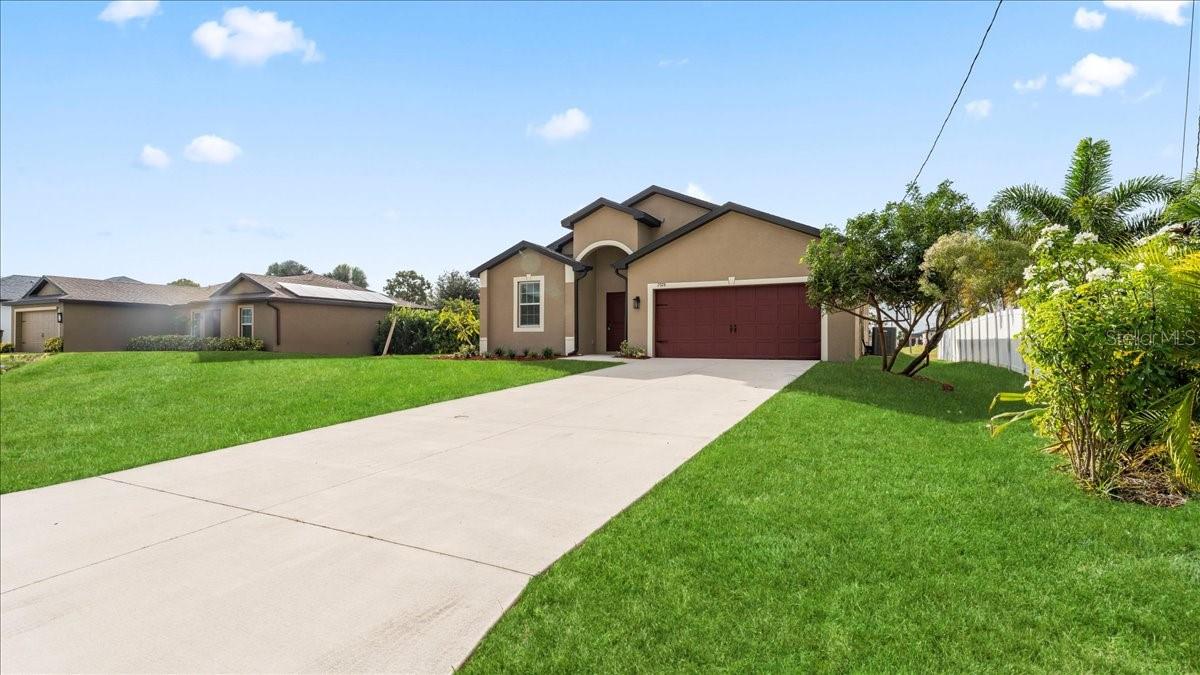 Image 3 of 30 For 2928 27th Street