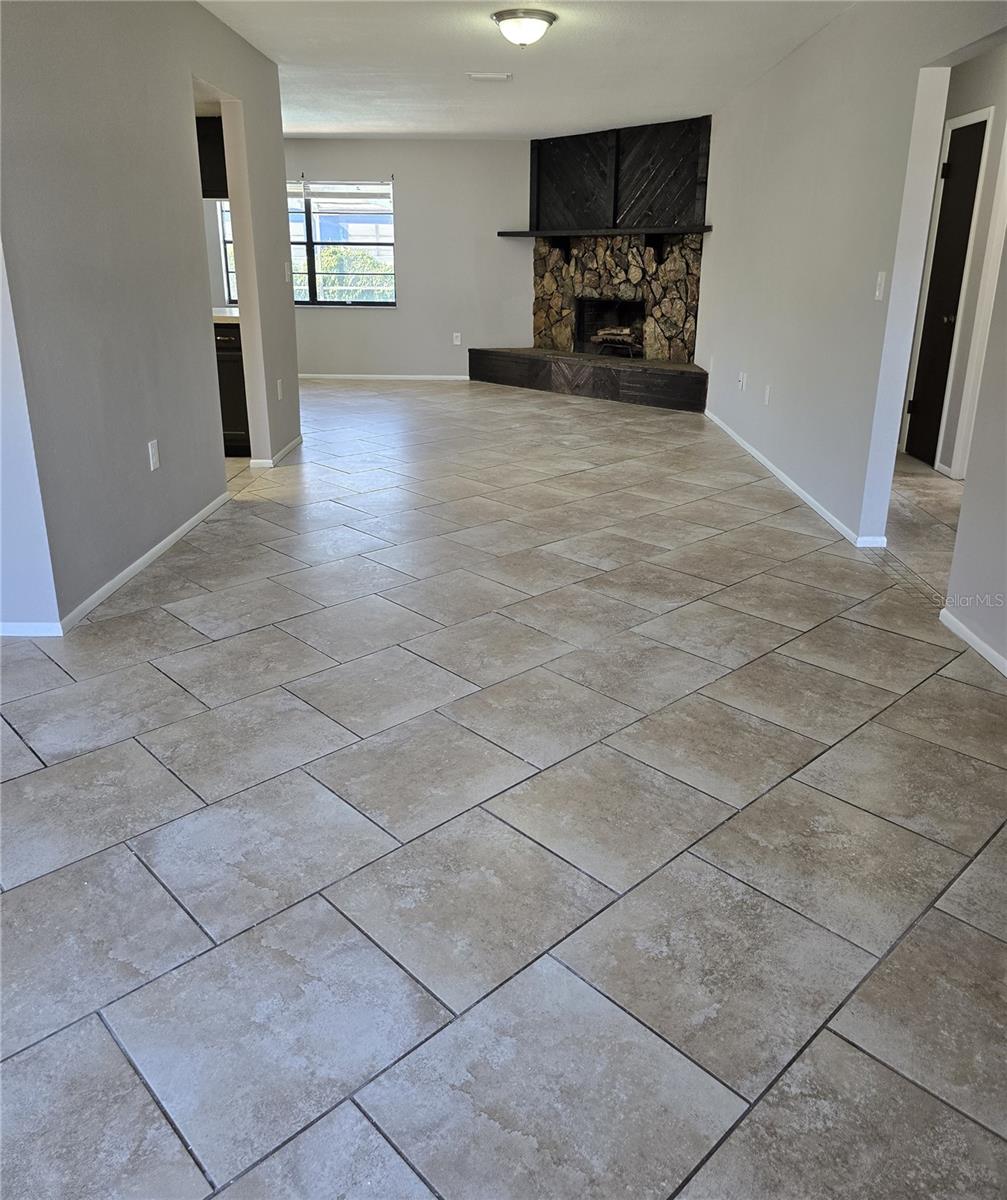 Image 15 of 37 For 16201 Pine Ridge Drive