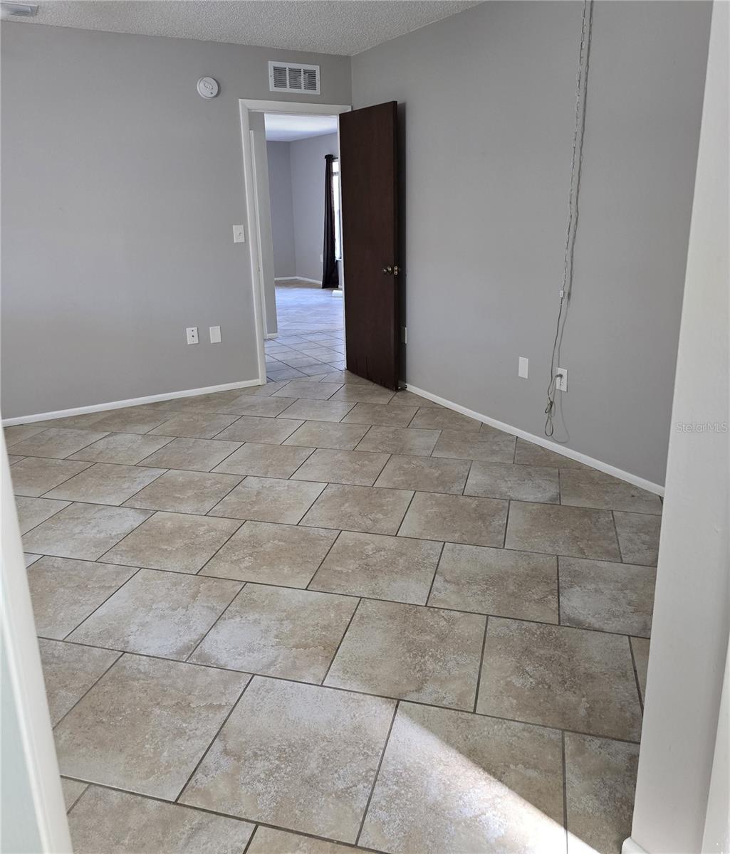 Image 22 of 37 For 16201 Pine Ridge Drive