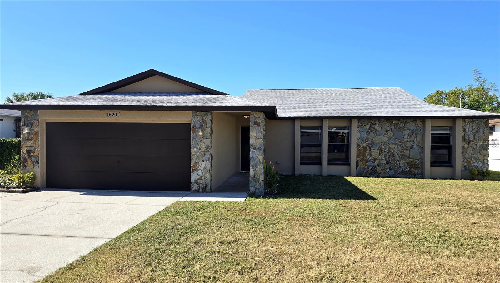 Image 36 of 37 For 16201 Pine Ridge Drive