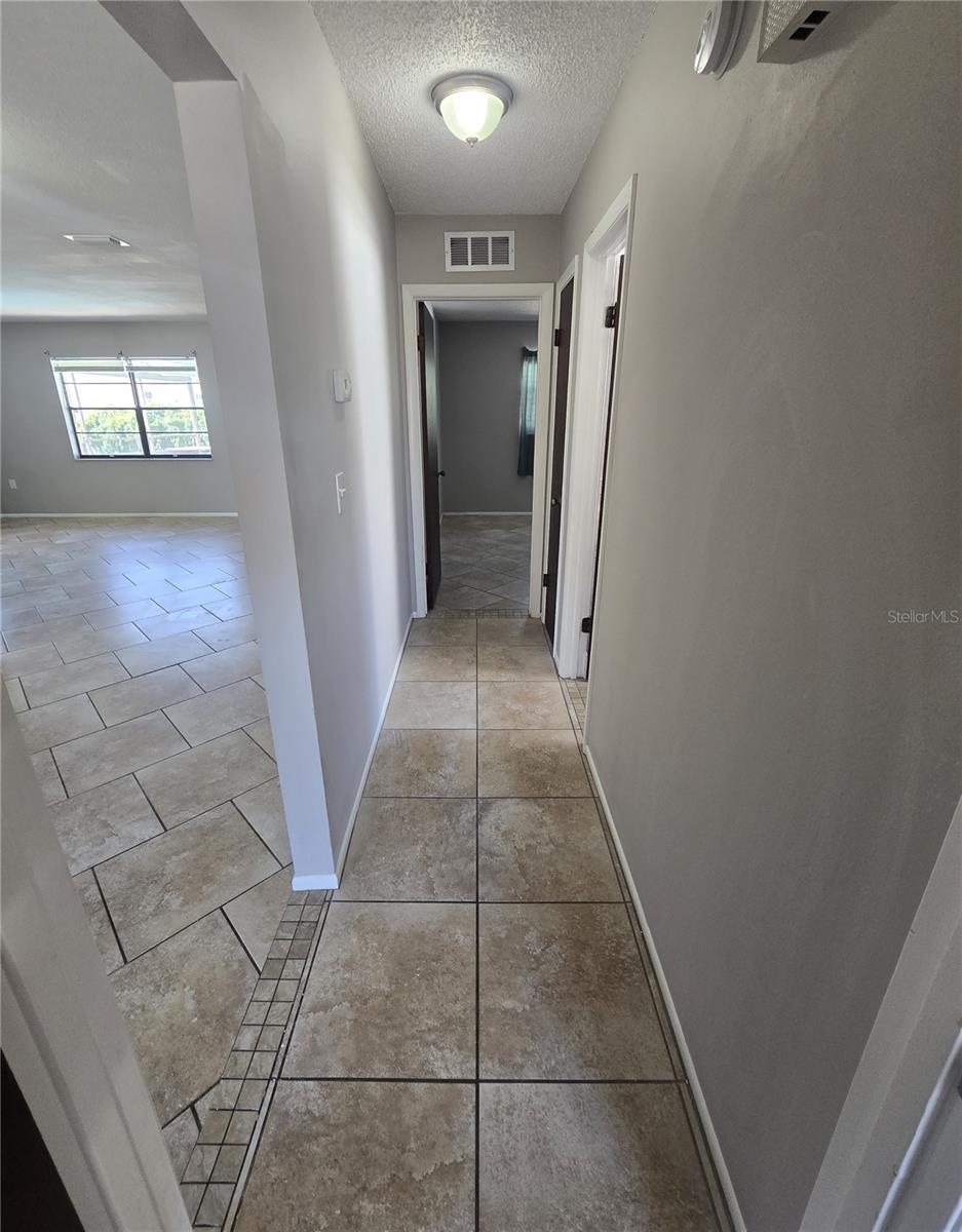 Image 8 of 37 For 16201 Pine Ridge Drive