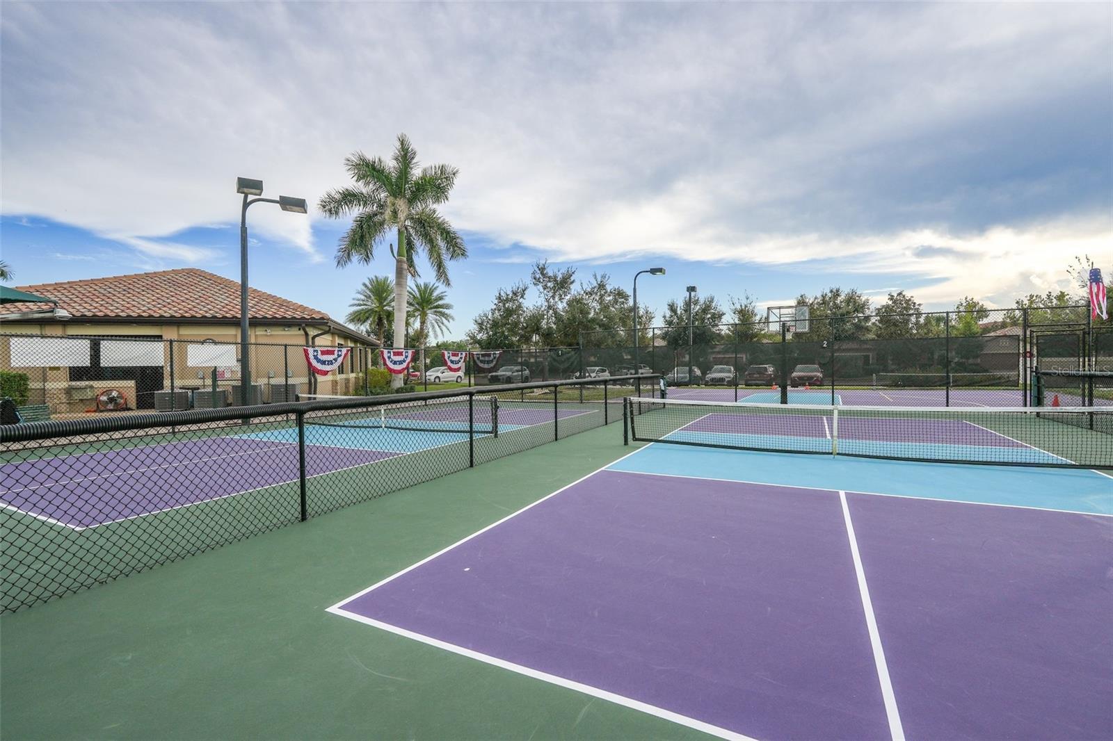 Image 35 of 40 For 7124 Marsh View Terrace