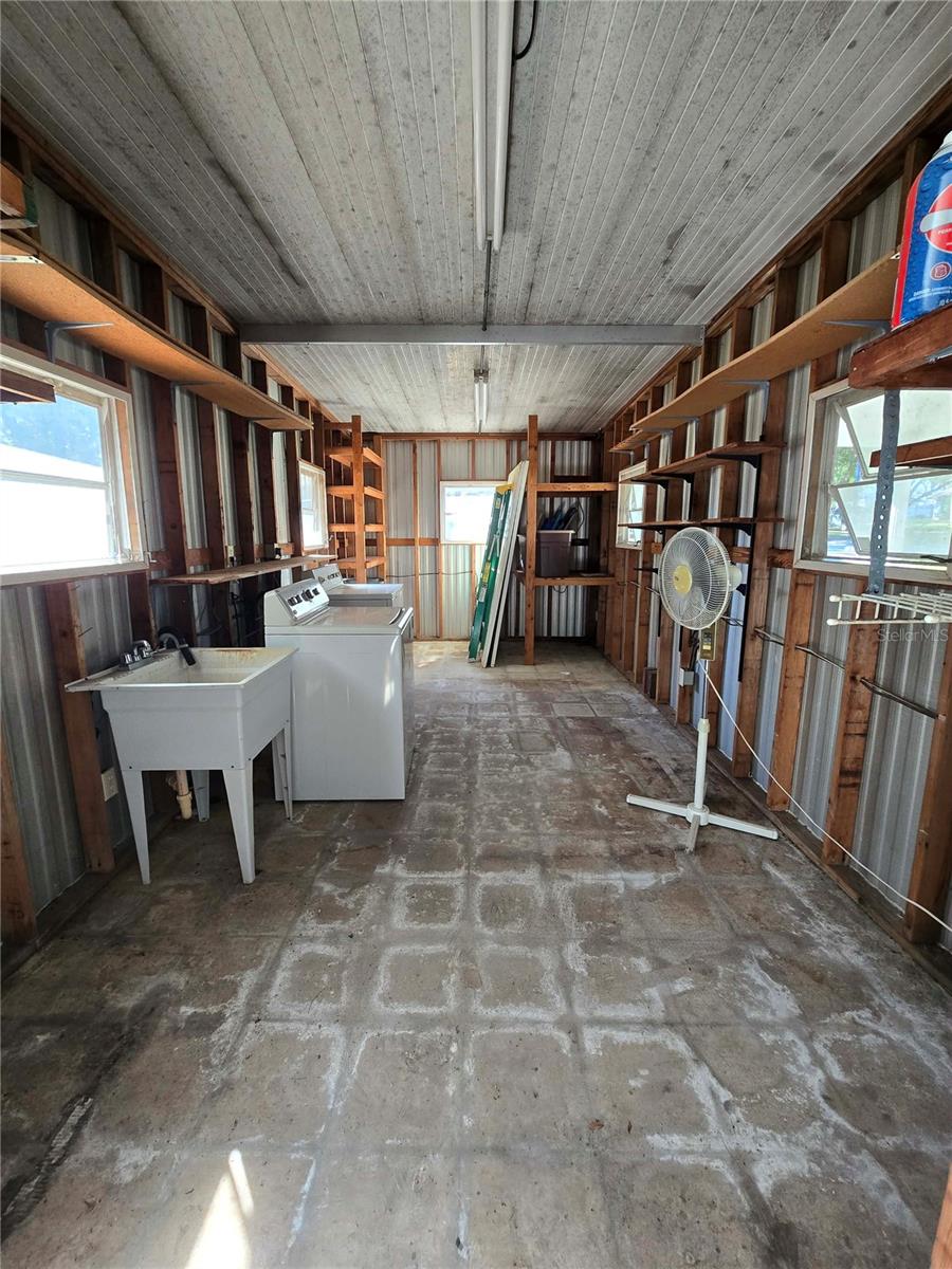 Image 15 of 18 For 1991 170th Avenue Road