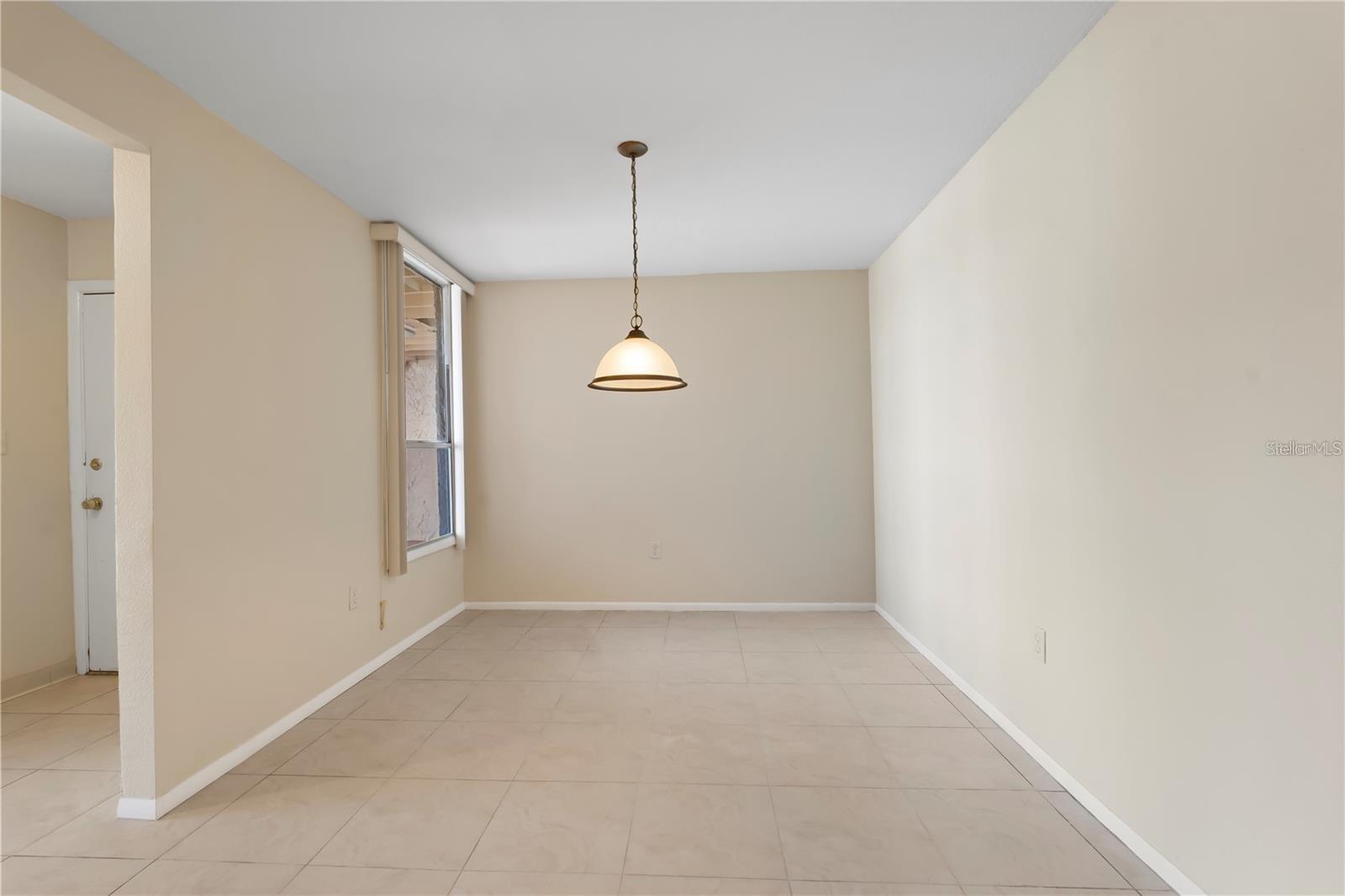 Image 11 of 26 For 534 Orange Drive 11