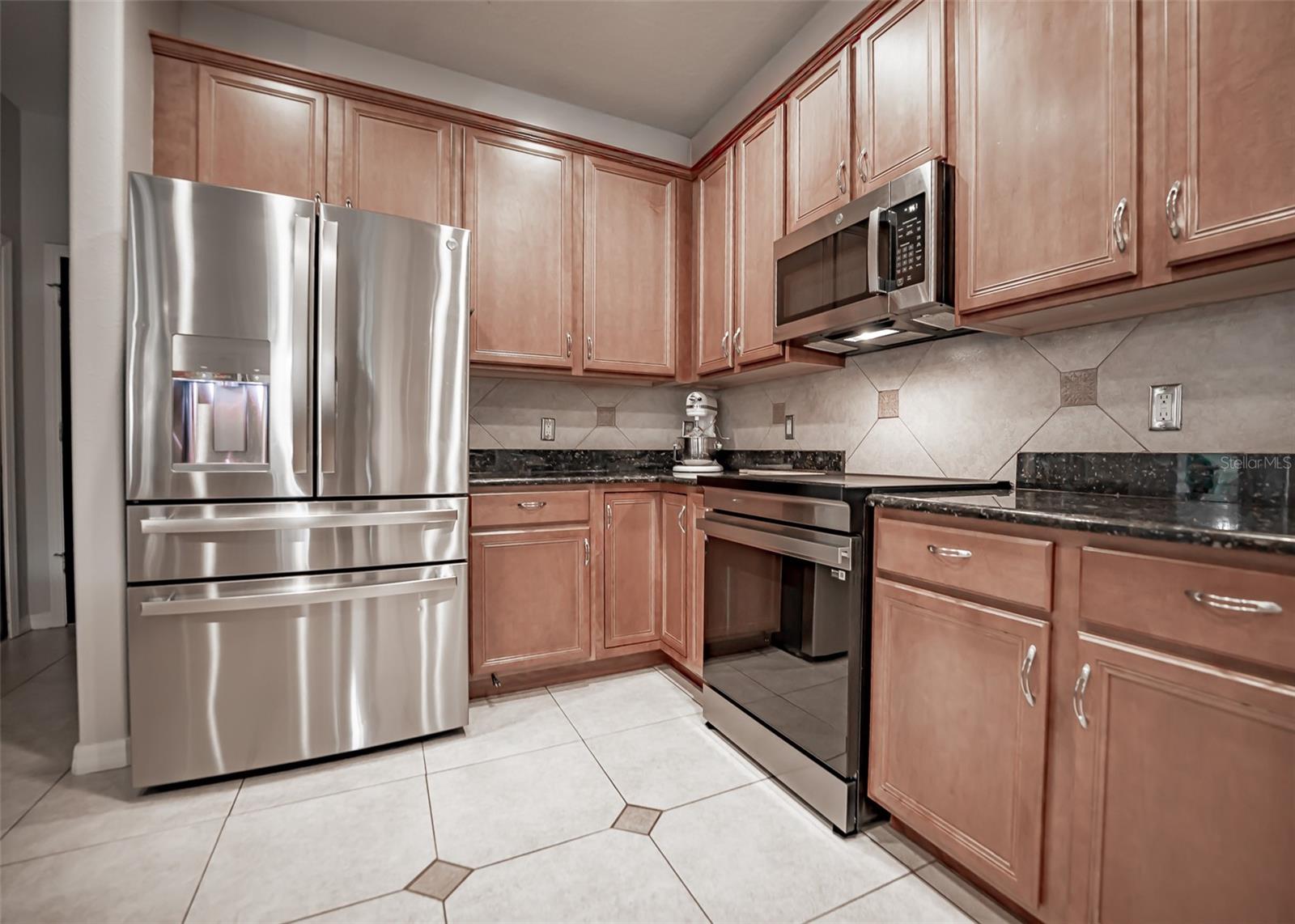 Image 18 of 57 For 527 Sand Wedge Loop