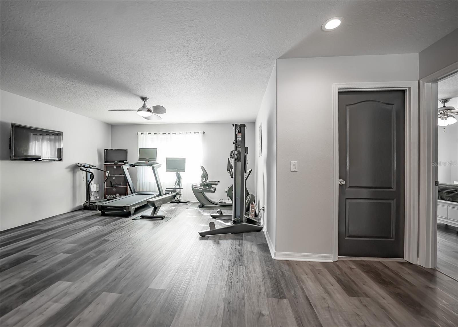 Image 45 of 57 For 527 Sand Wedge Loop