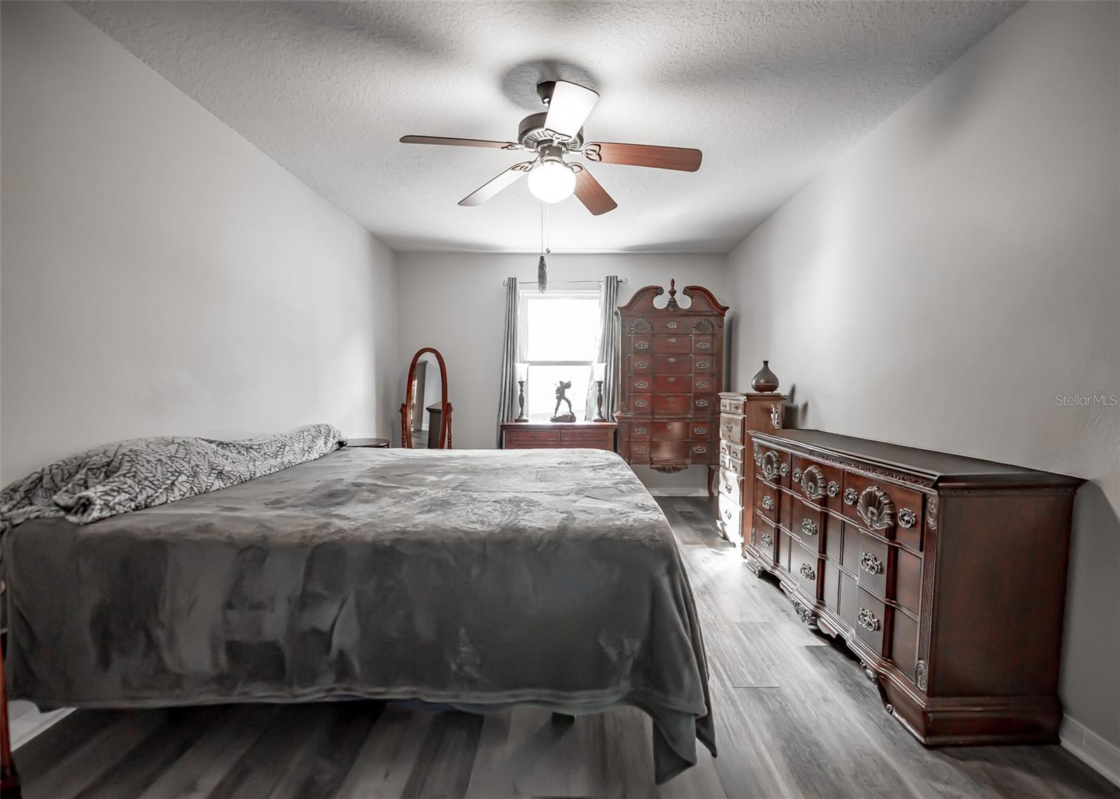 Image 53 of 57 For 527 Sand Wedge Loop