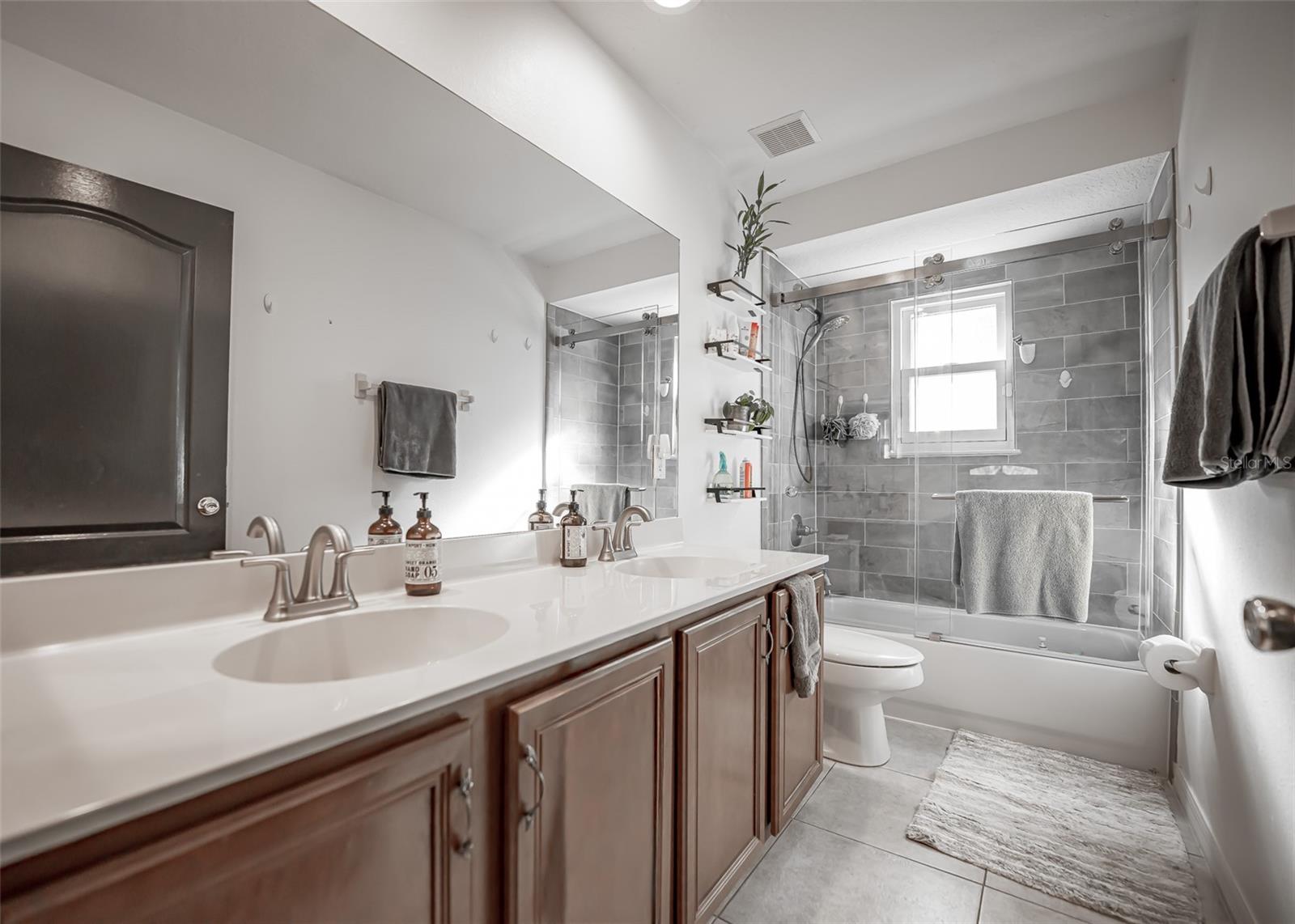 Image 55 of 57 For 527 Sand Wedge Loop