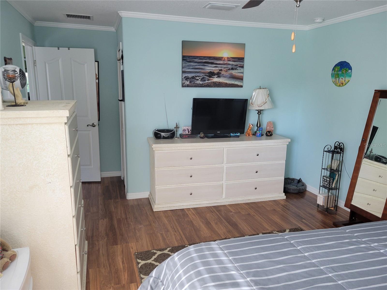 Image 28 of 96 For 27343 Roanoke Drive