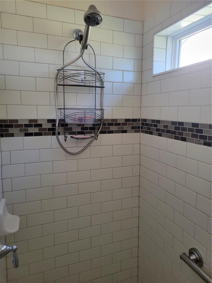 Image 32 of 96 For 27343 Roanoke Drive