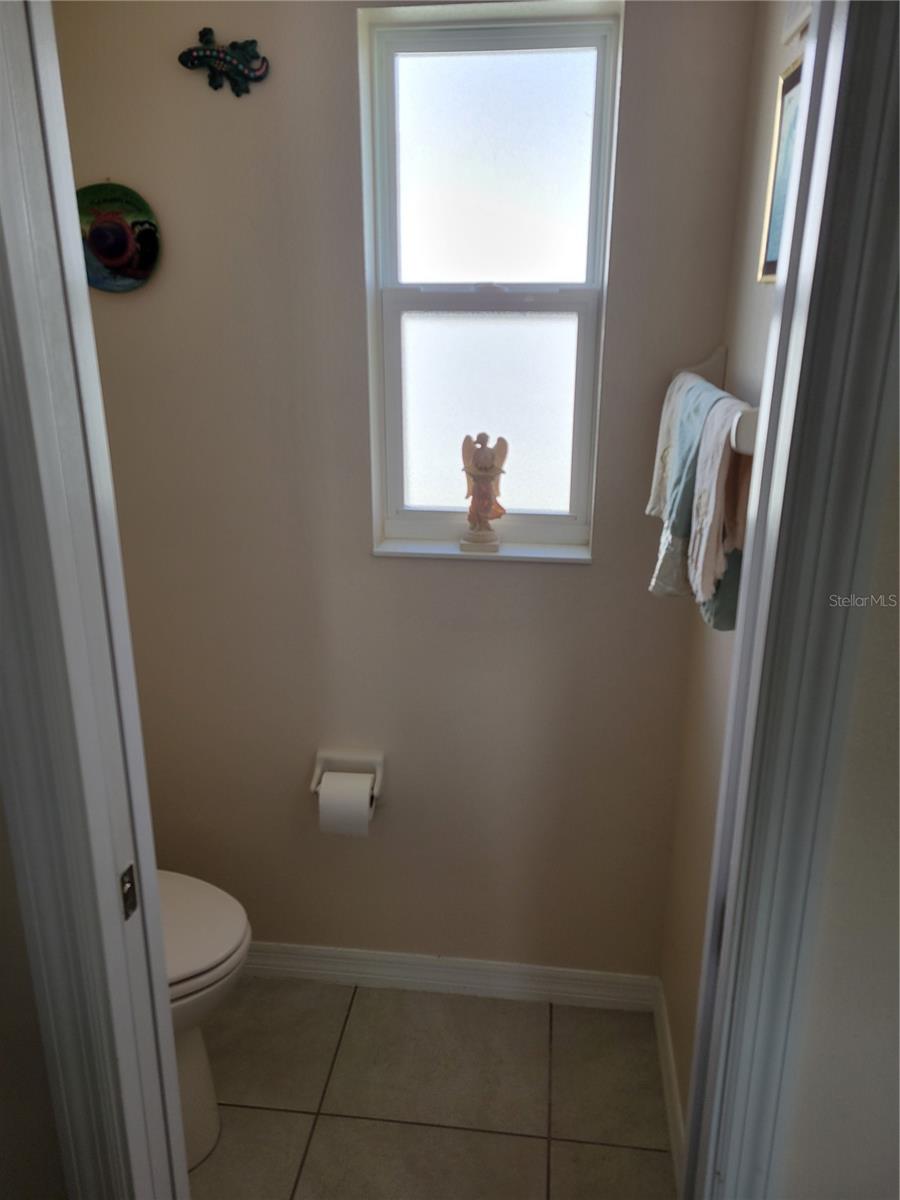 Image 34 of 96 For 27343 Roanoke Drive