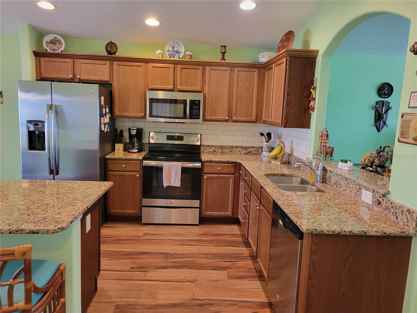 Image 38 of 96 For 27343 Roanoke Drive