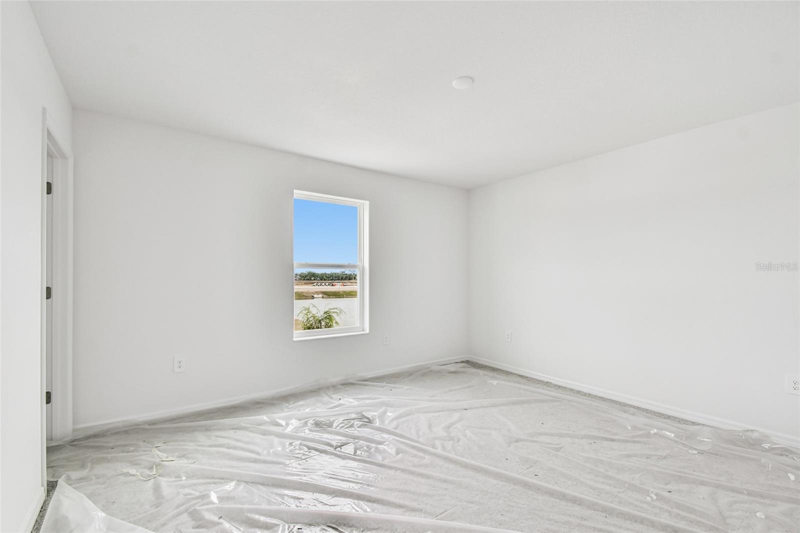 Image 18 of 23 For 9118 Optimist Way