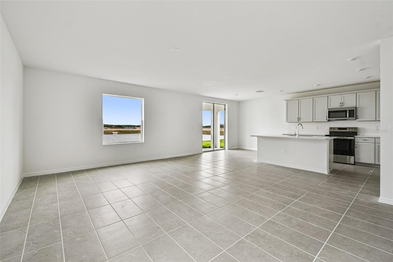 Image 15 of 31 For 9110 Optimist Way