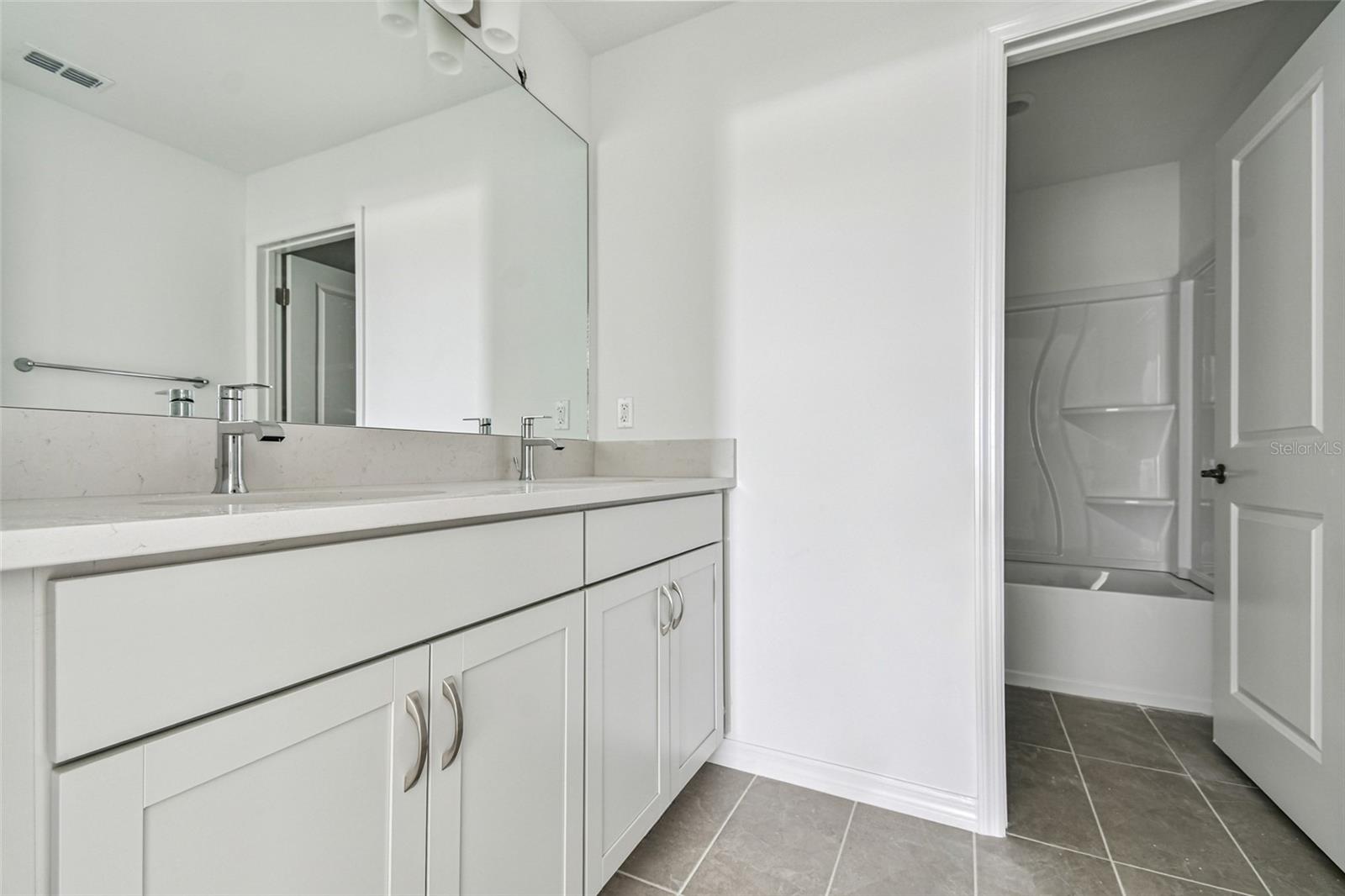 Image 20 of 31 For 9110 Optimist Way