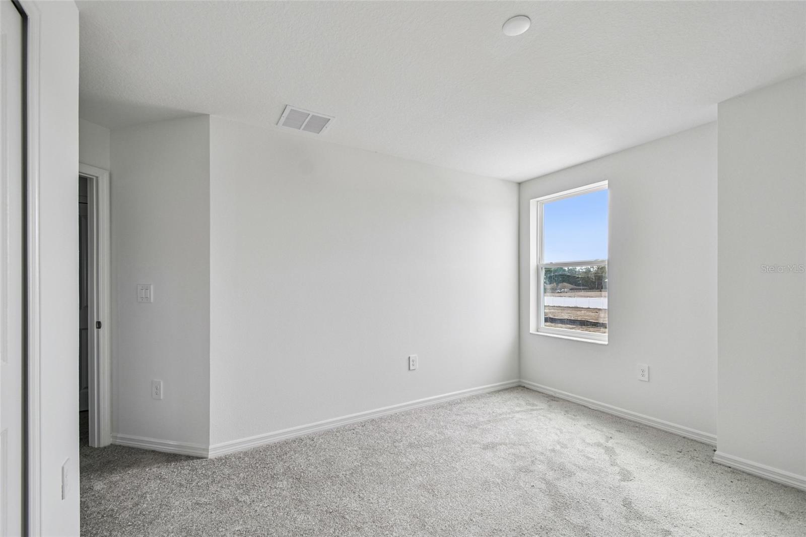 Image 22 of 31 For 9110 Optimist Way