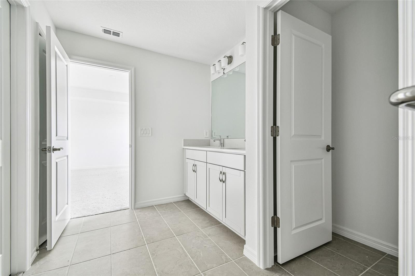 Image 27 of 31 For 9110 Optimist Way