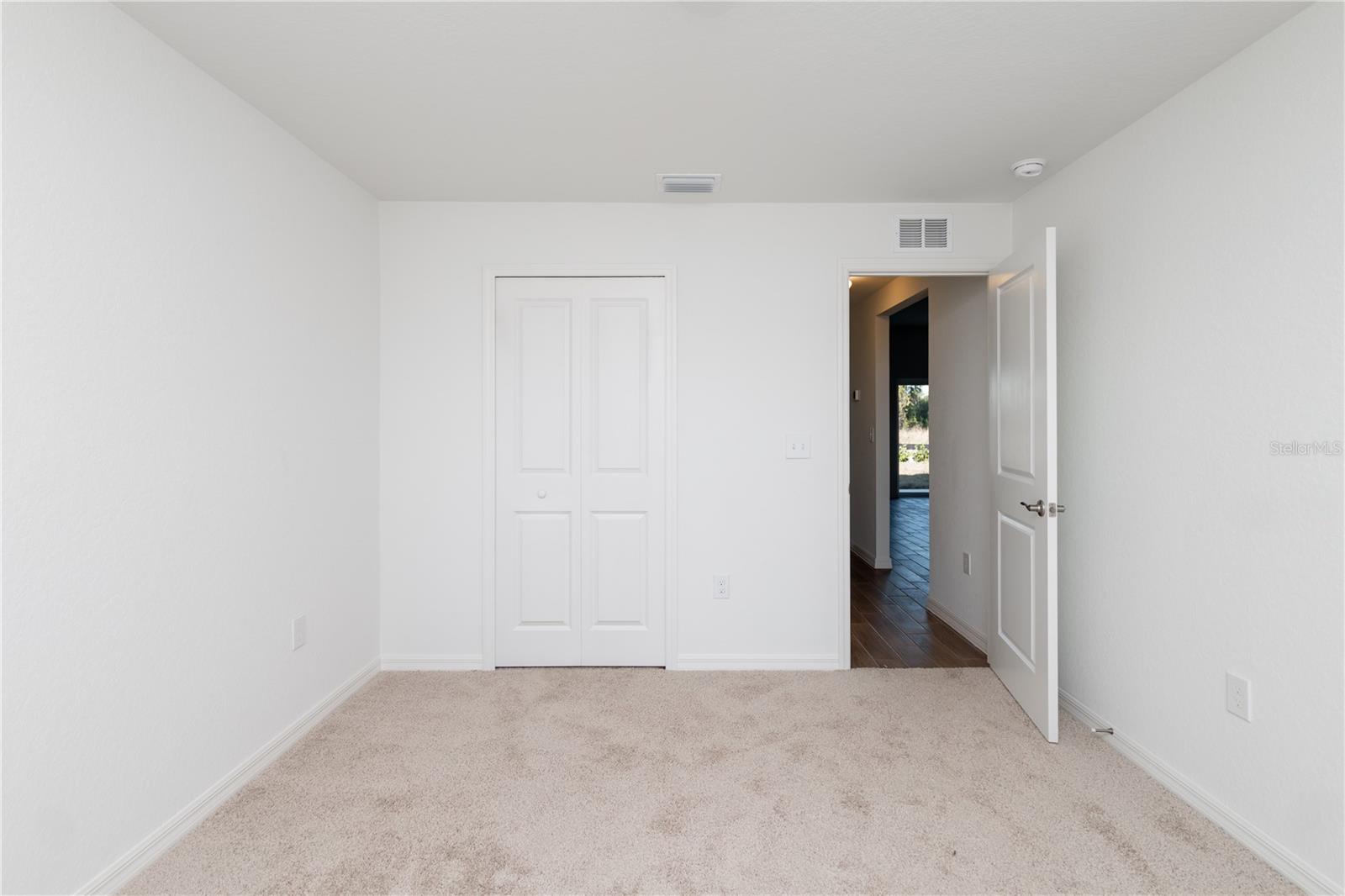 Image 10 of 20 For 213 Harper Estates Circle