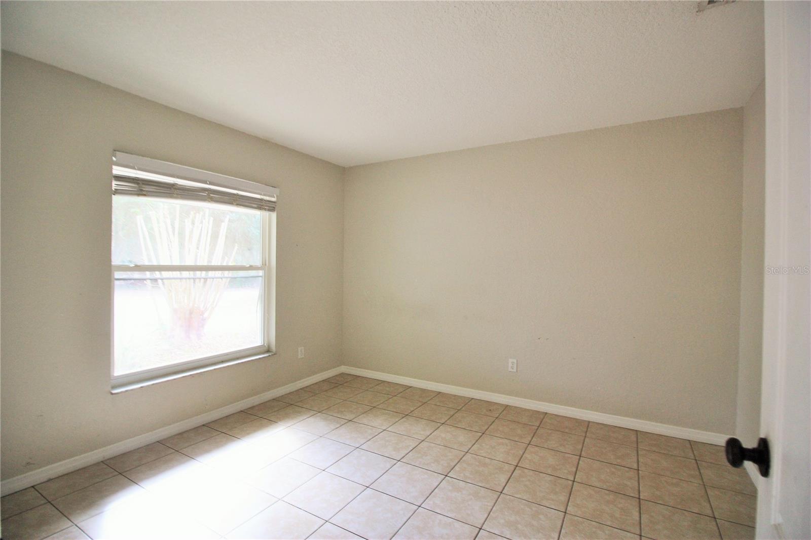 Image 7 of 16 For 6101 Foss Road 2