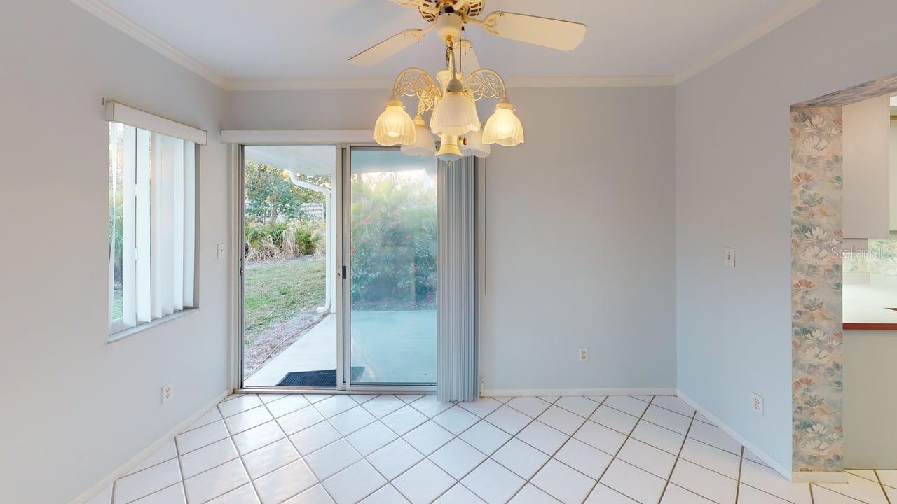 Image 9 of 56 For 2275 Pine View Circle