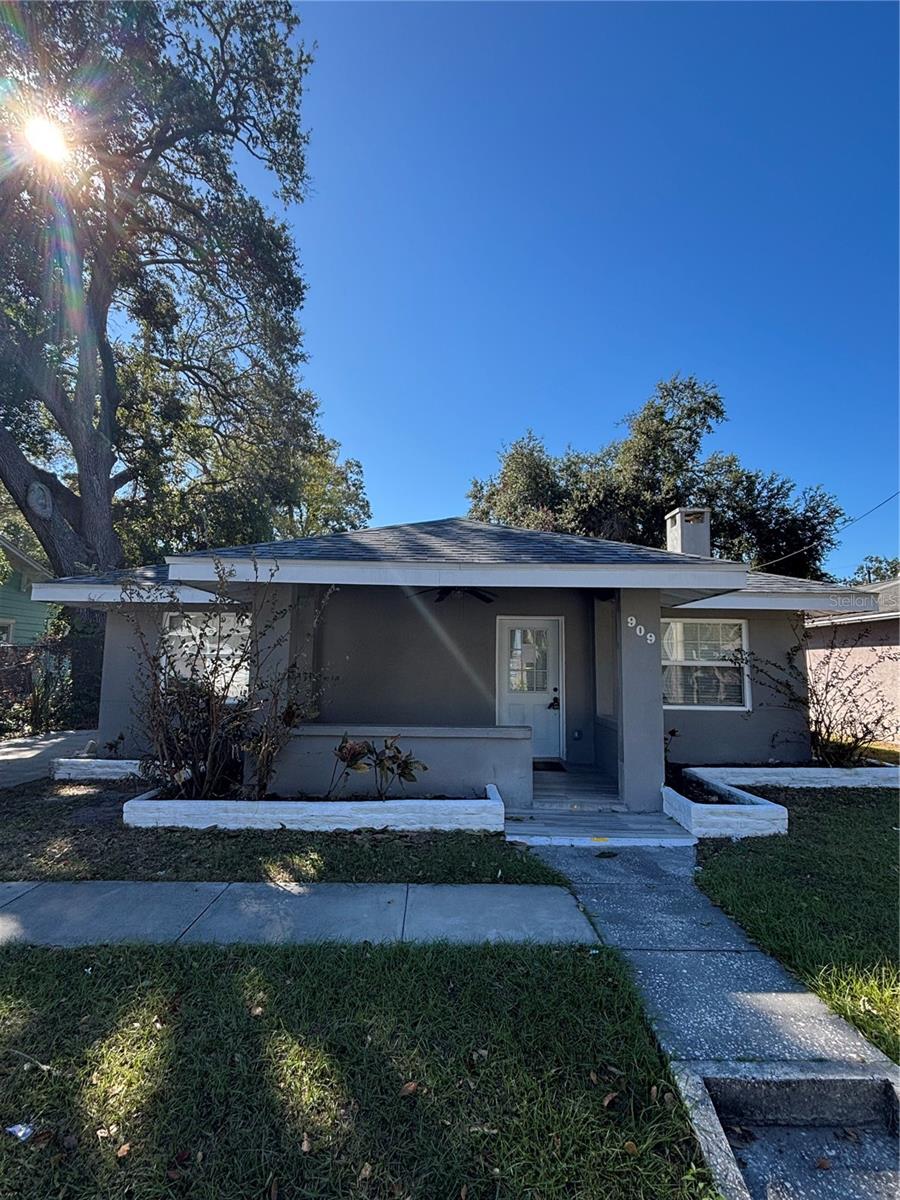 Details for 909 Hart Street, CLEARWATER, FL 33755