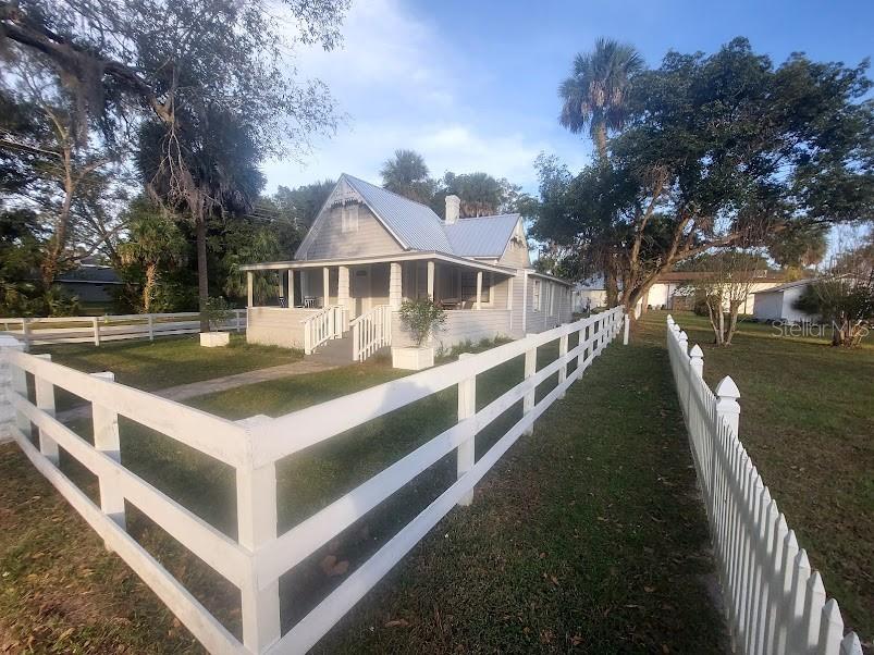 Image 29 of 36 For 246 Oak Avenue