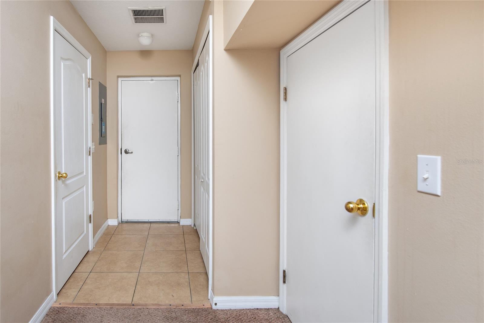 Image 12 of 27 For 7132 Red Lantern Drive 198