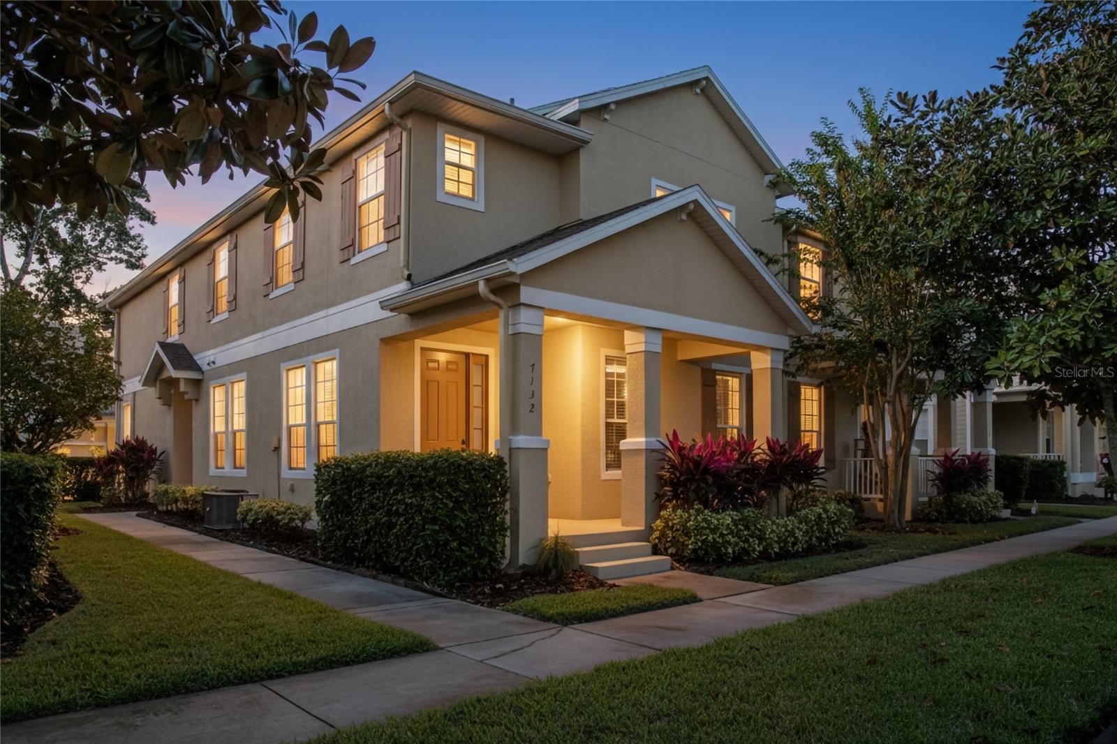 Image 21 of 27 For 7132 Red Lantern Drive 198