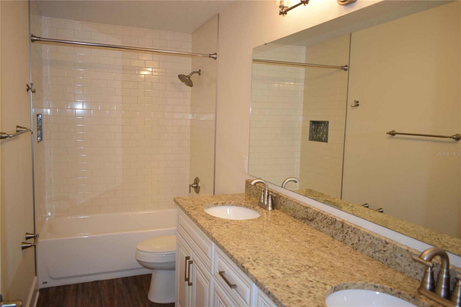 Image 6 of 11 For 102 Driftwood Lane