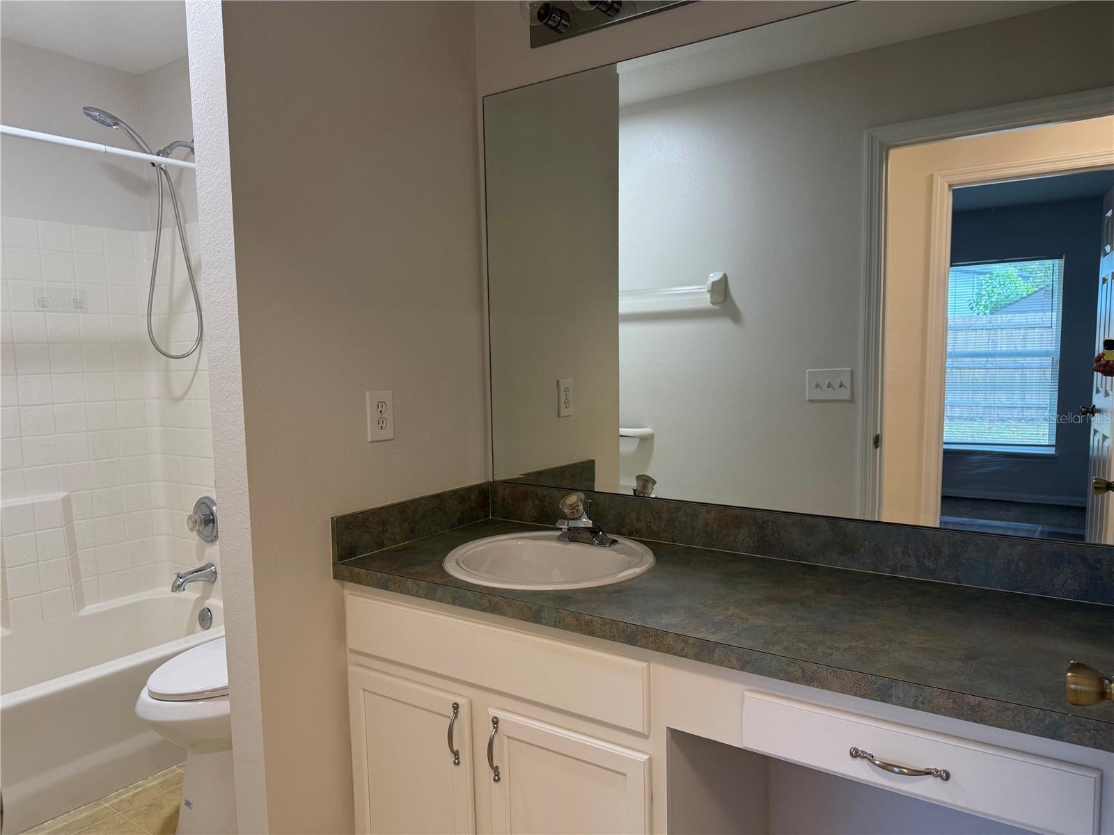 Image 19 of 24 For 122 Brightview Drive