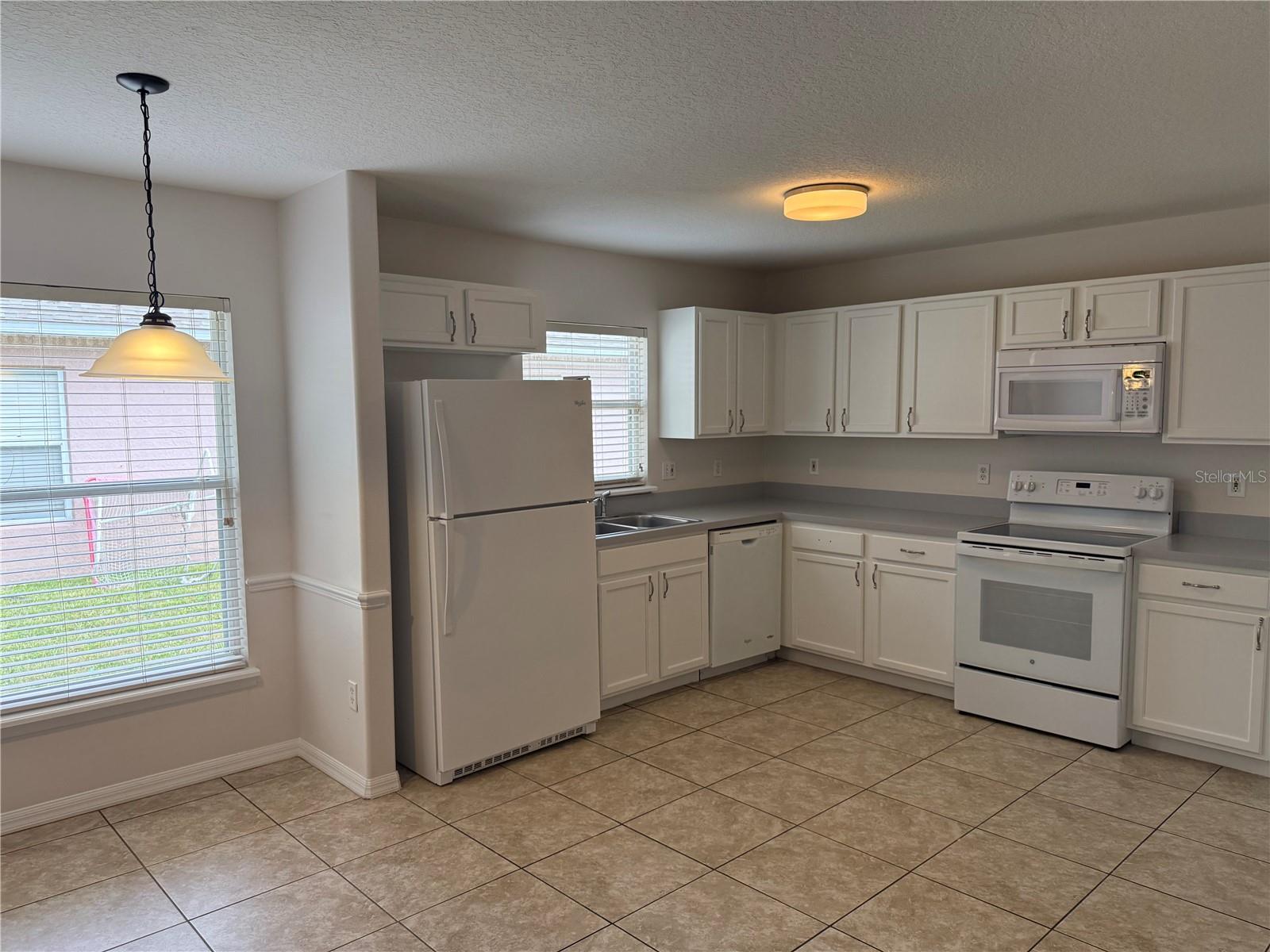 Image 5 of 24 For 122 Brightview Drive