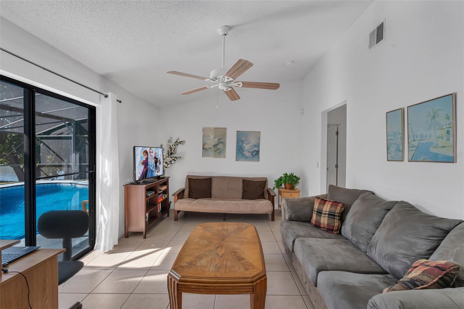 Image 15 of 24 For 2416 Morgan Point Boulevard