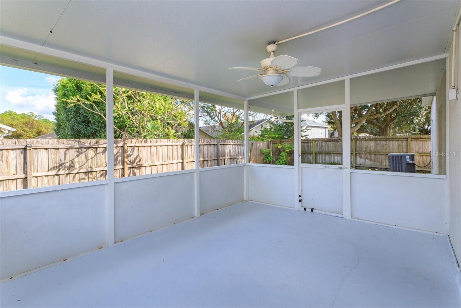 Image 22 of 25 For 451 Wellesly Street