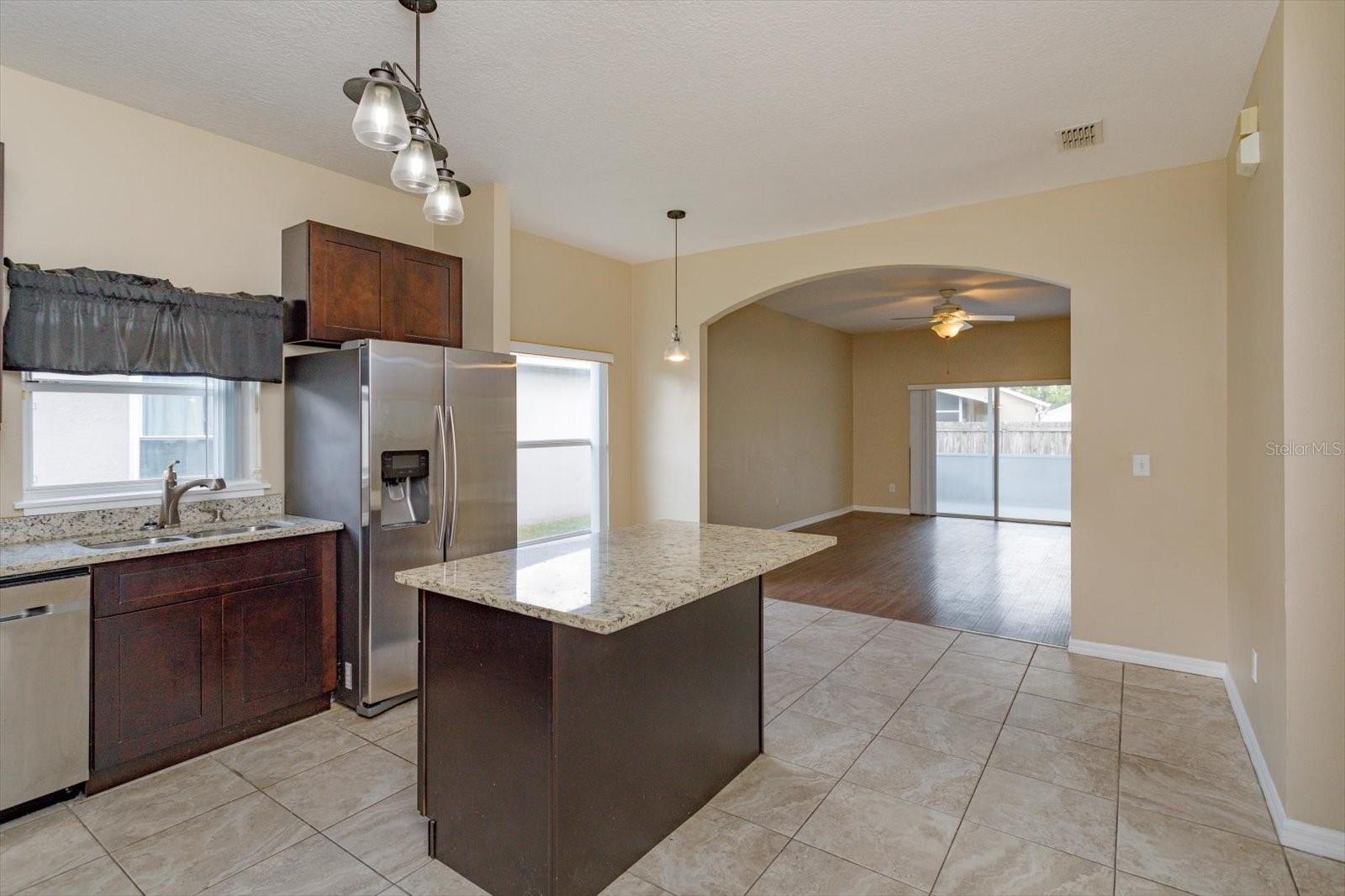 Image 9 of 25 For 451 Wellesly Street