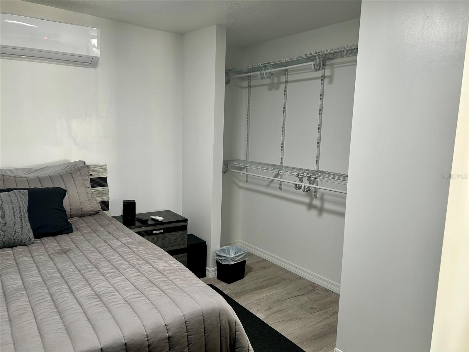 Image 7 of 26 For 23917 Deer Road