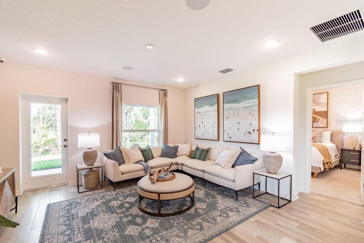 Image 5 of 11 For 1466 Sunset Preserve Way