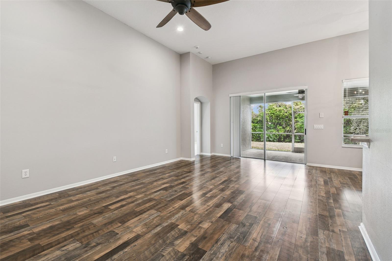 Image 5 of 16 For 8912 Aberdeen Creek Circle