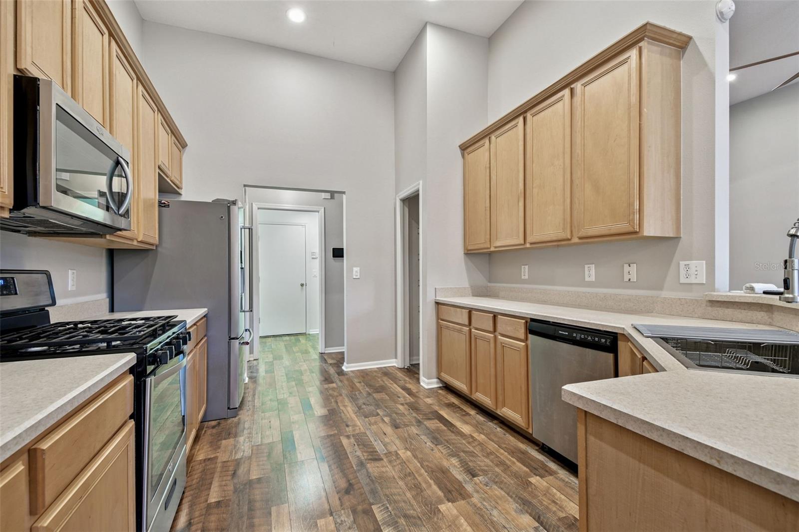 Image 8 of 16 For 8912 Aberdeen Creek Circle