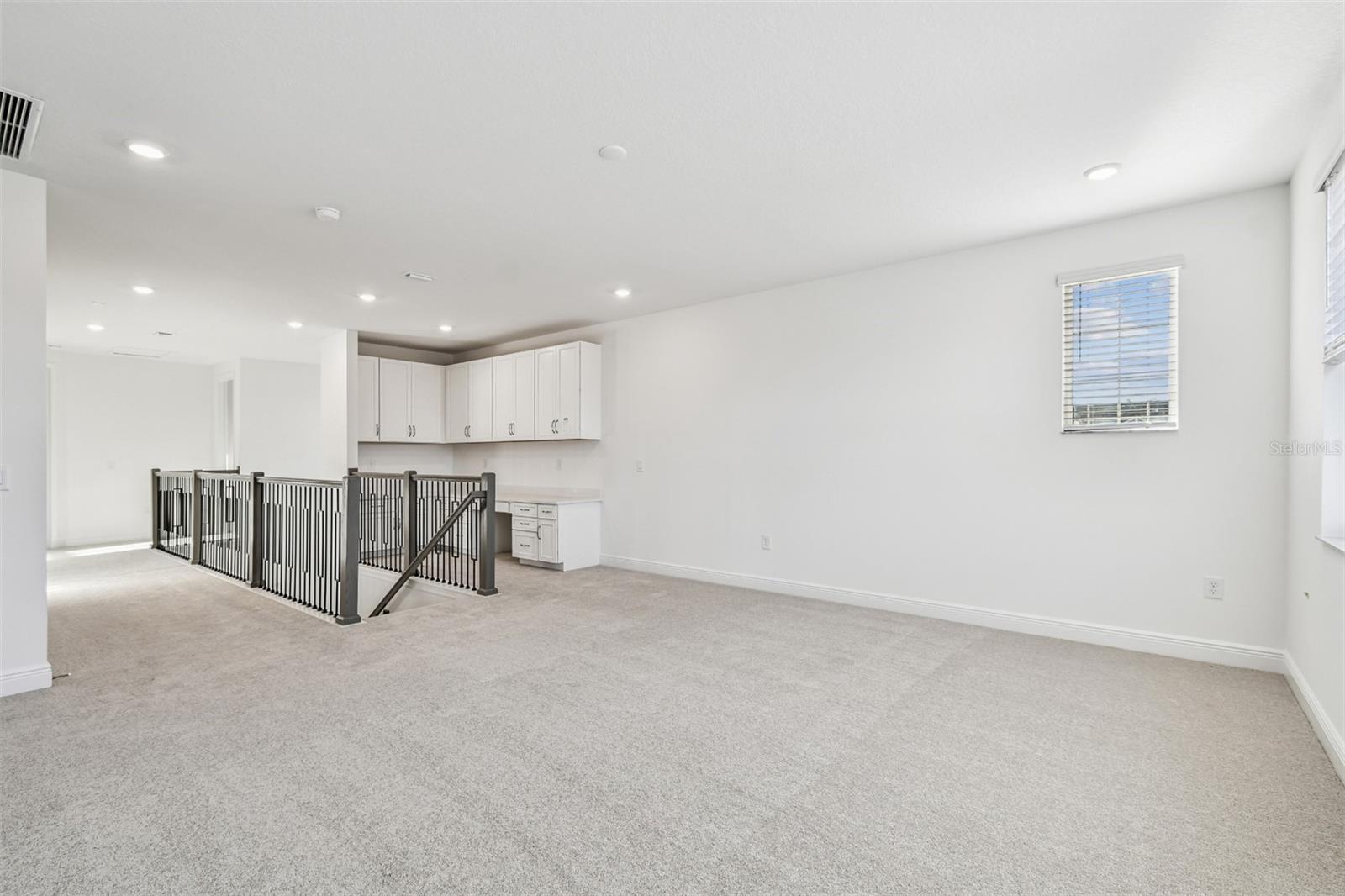 Image 24 of 41 For 3678 142nd Terrace E