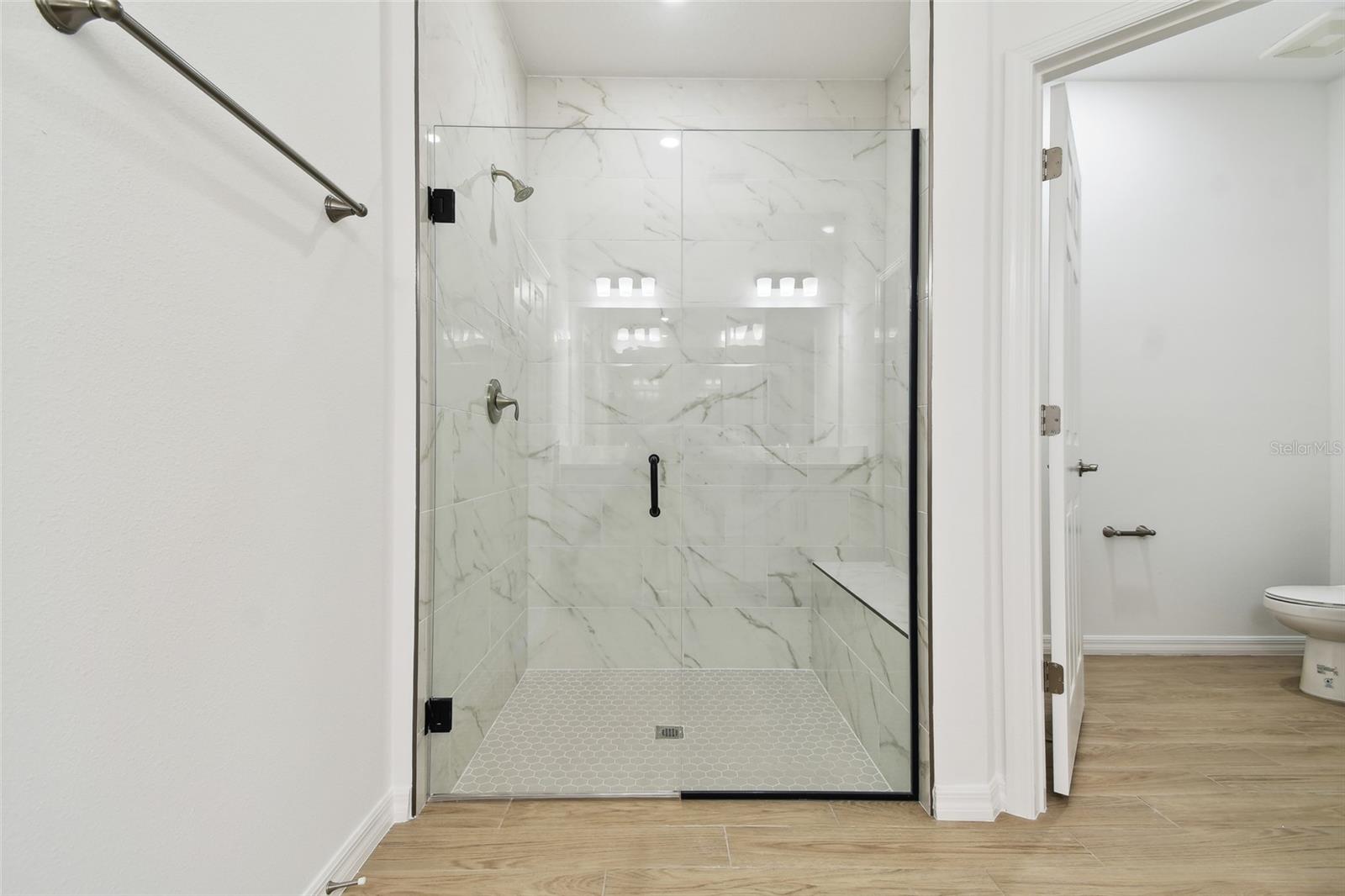 Image 14 of 44 For 18071 Cherished Loop