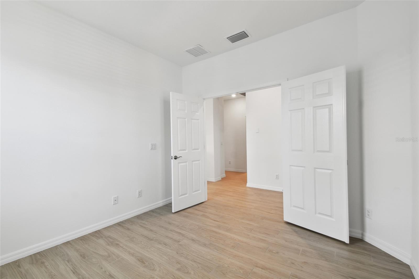 Image 24 of 44 For 18071 Cherished Loop