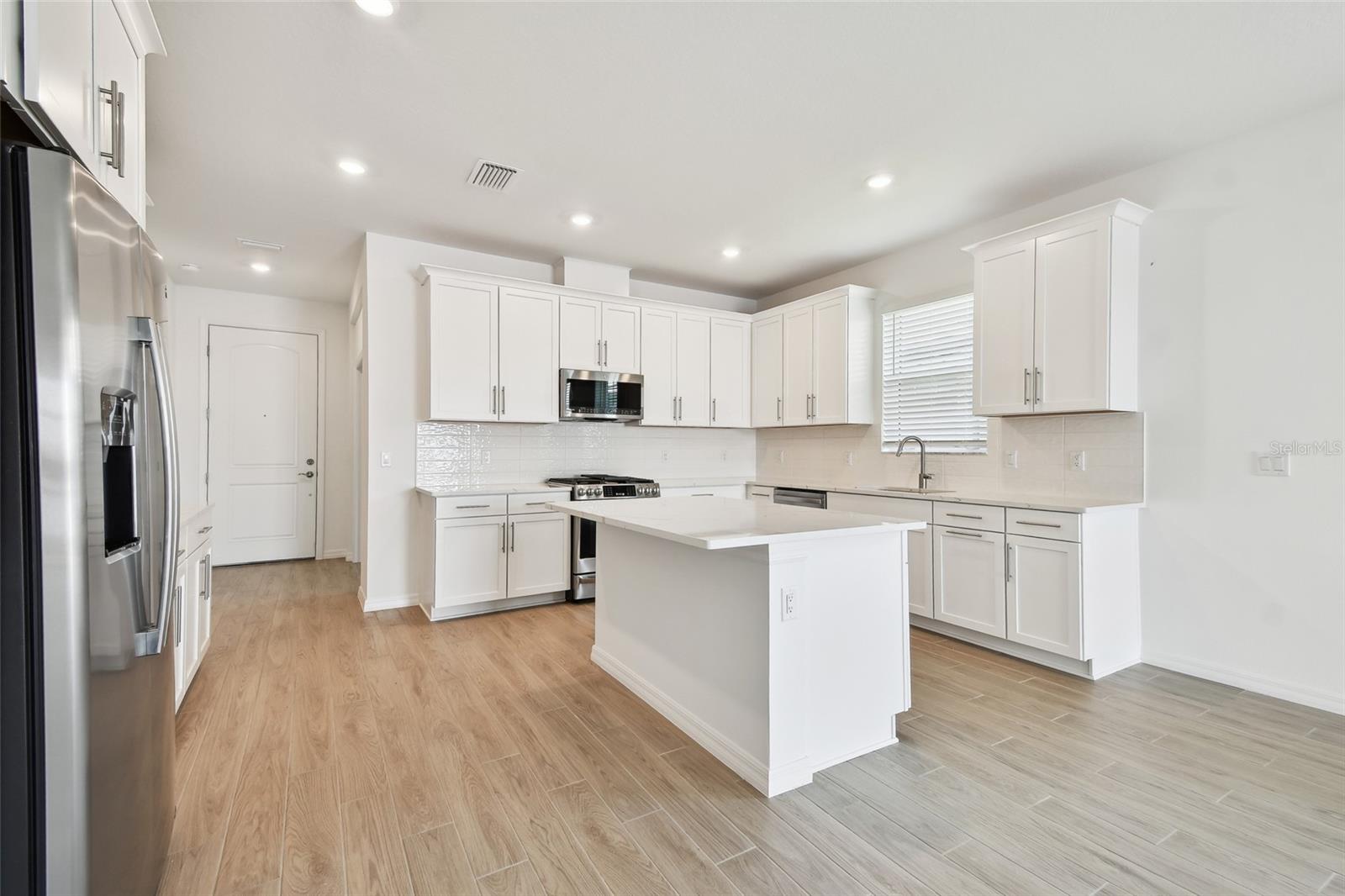 Image 6 of 44 For 18071 Cherished Loop