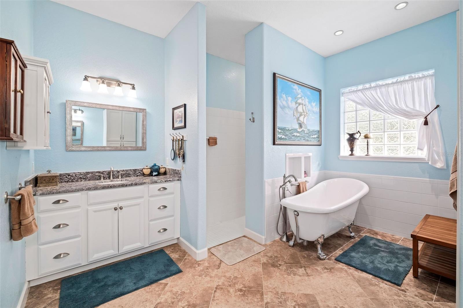 Image 20 of 42 For 36752 Nashua Boulevard