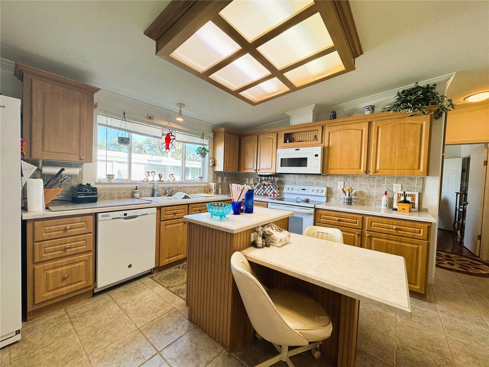 Image 20 of 65 For 107 Hibiscus Way