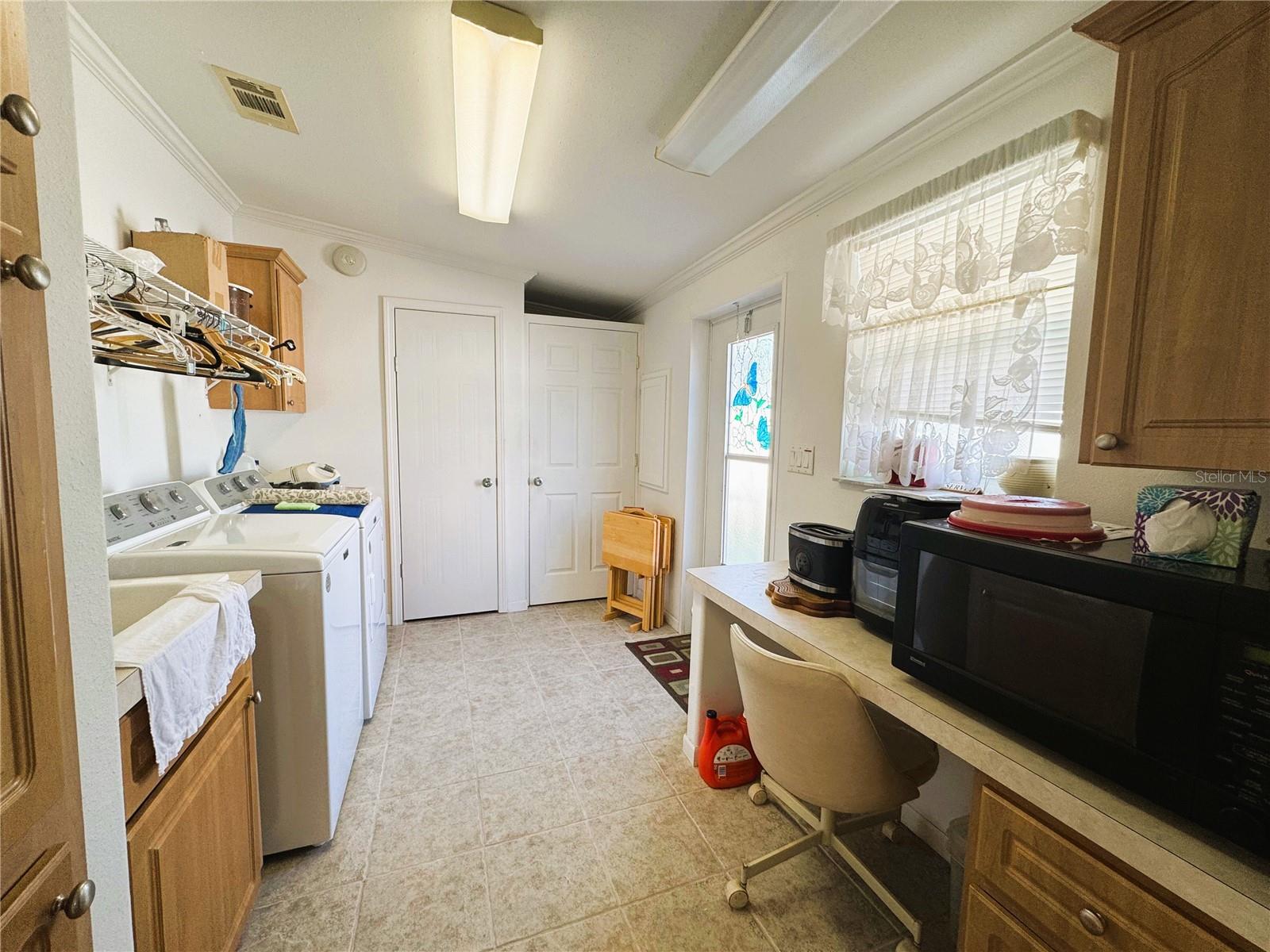 Image 24 of 65 For 107 Hibiscus Way