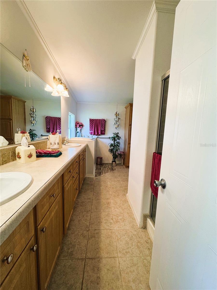 Image 45 of 65 For 107 Hibiscus Way