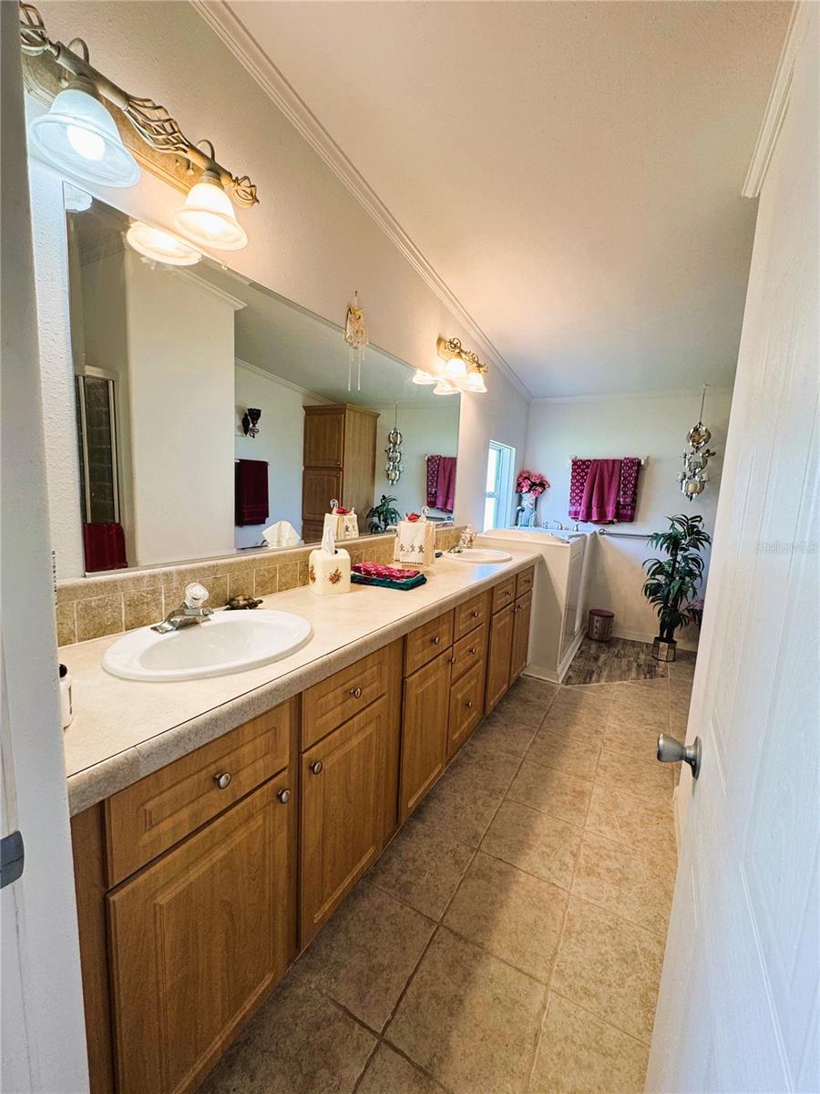 Image 46 of 65 For 107 Hibiscus Way