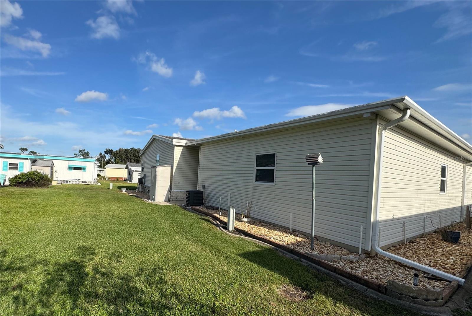 Image 9 of 65 For 107 Hibiscus Way